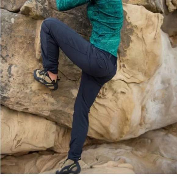 Title Nine Climber Pant Dark Blue Outdoor Hiking Rock Climbing Cargo Utility - Picture 16 of 16